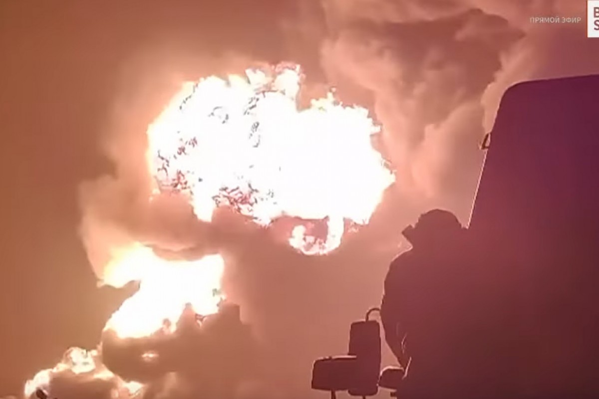 Rusové zasáhli logistické centrum v Charkovské oblasti: Mrtví a ranění