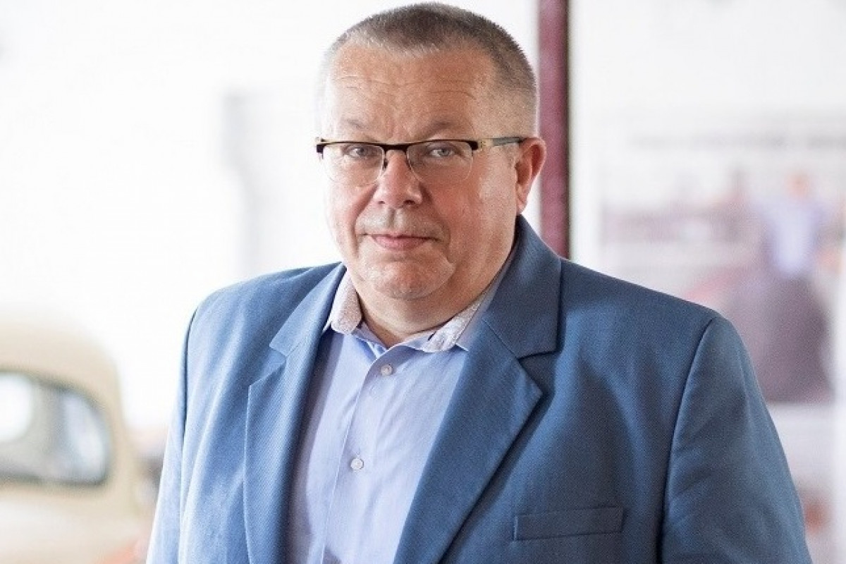 Nejde o letadla. Mašek varuje před mocí generálů a Hradu Nejde o letadla. Mašek varuje před mocí generálů a Hradu