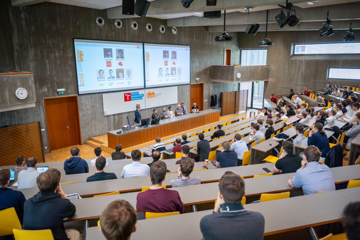 Excel@FIT 2025: Rekordní počet projektů ukázal, kam směřuje vývoj IT