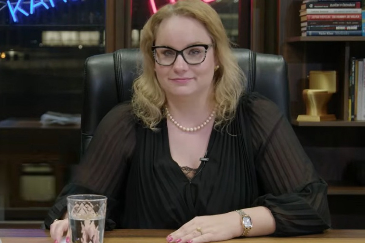 Lipavský mluví o zvracení. Stonjeková chce fakta a čísla Lipavský mluví o zvracení. Stonjeková chce fakta a čísla