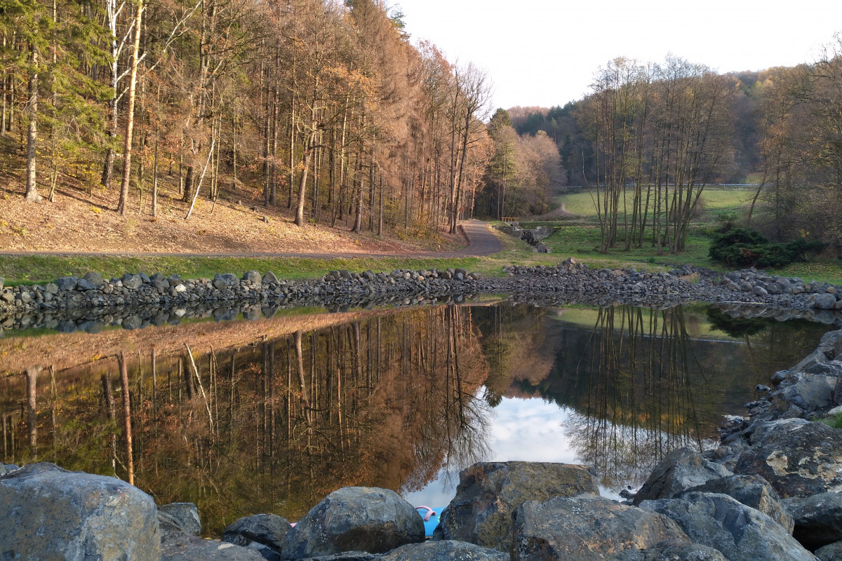 Starostové hledají způsoby jak zadržet vodu v krajině
