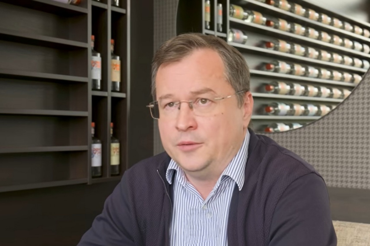 Juraj Draxler: Odkaz kavárně k "jejich" oslavám výročí 17. listopadu Juraj Draxler: Odkaz kavárně k "jejich" oslavám výročí 17. listopadu