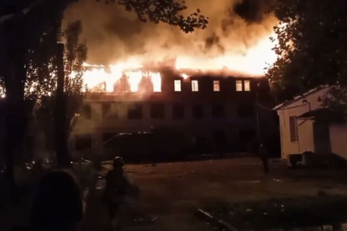 Rusové zasáhli raketou cvičiště ukrajinských ozbrojených sil, jsou mrtví a zranění