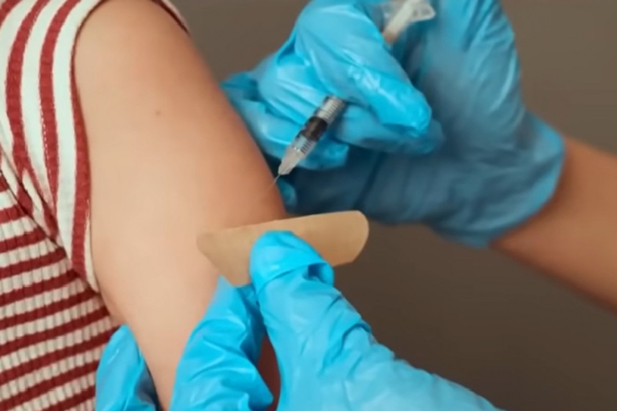 19 miliard za covid. Vakcíny nikdo nechce, Česko ale platí dál