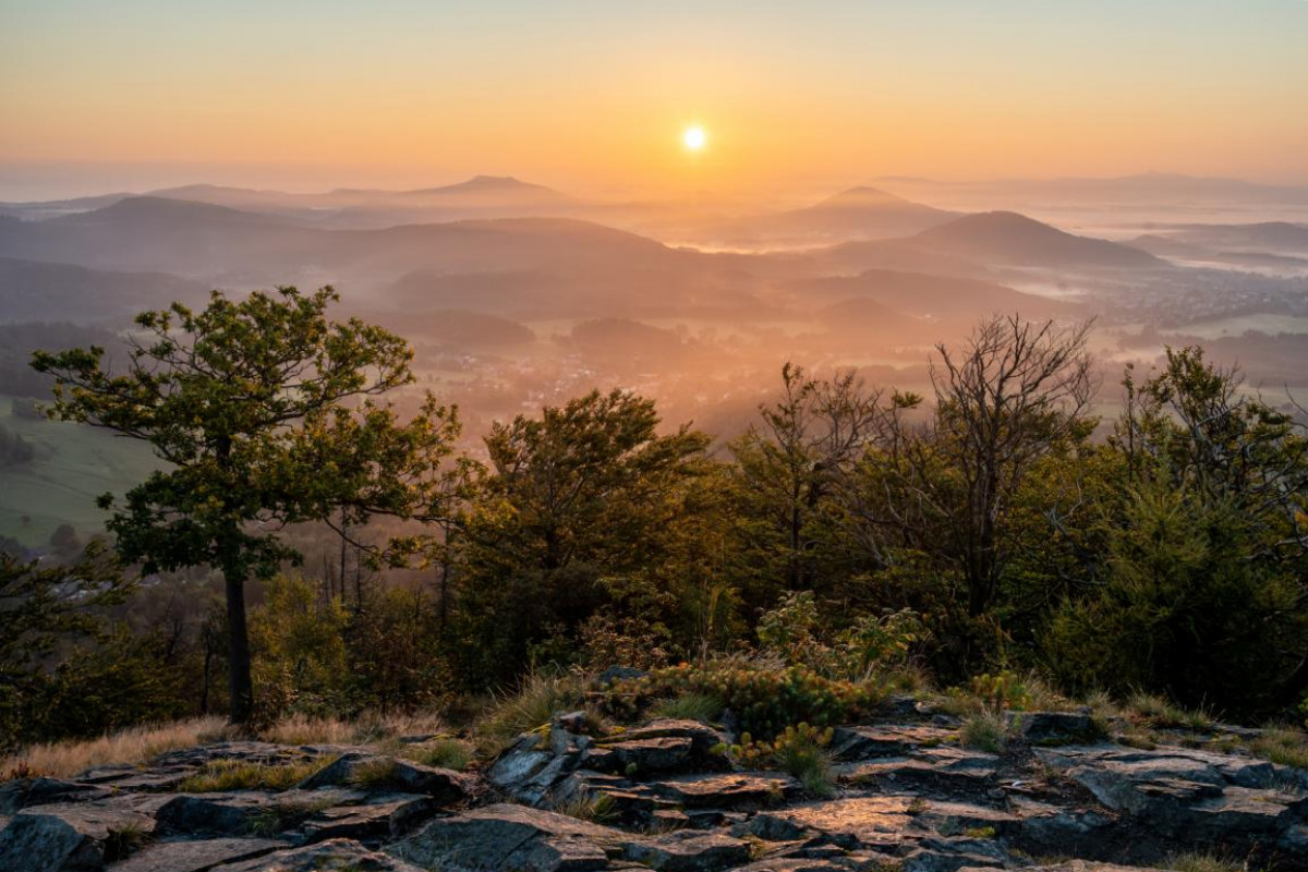 Obec Svor – historie, příroda a turistika v srdci Lužických hor
