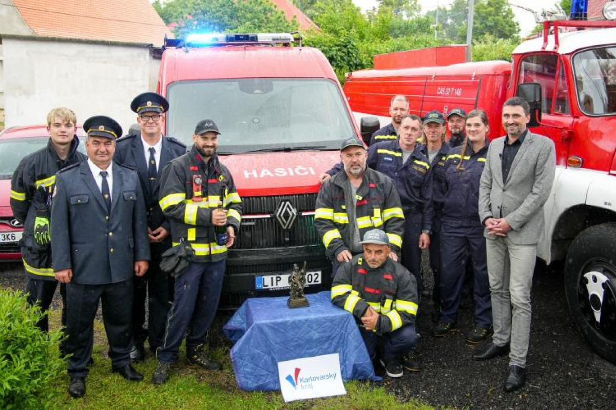 Dobrovolní hasiči v Lipové mají nový vůz