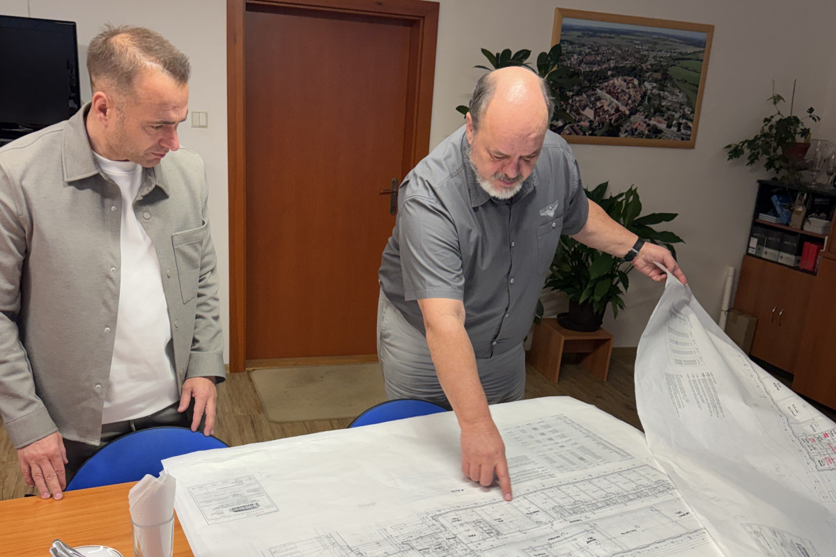 Obchodní akademie Třeboň plánuje výstavbu nového domova mládeže Obchodní akademie Třeboň plánuje výstavbu nového domova mládeže