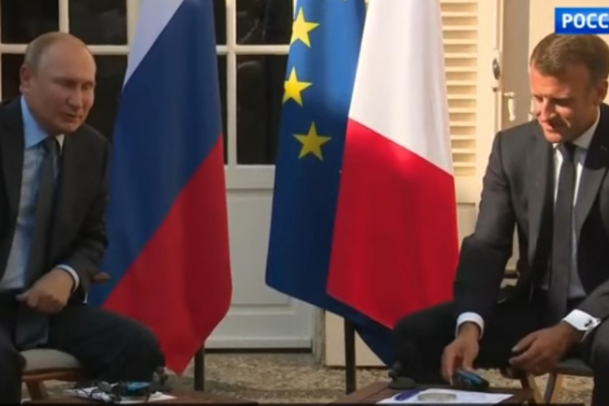 Francouzský prezident po rozhovoru s Putinem okamžitě zavolal Zelenskému Francouzský prezident po rozhovoru s Putinem okamžitě zavolal Zelenskému