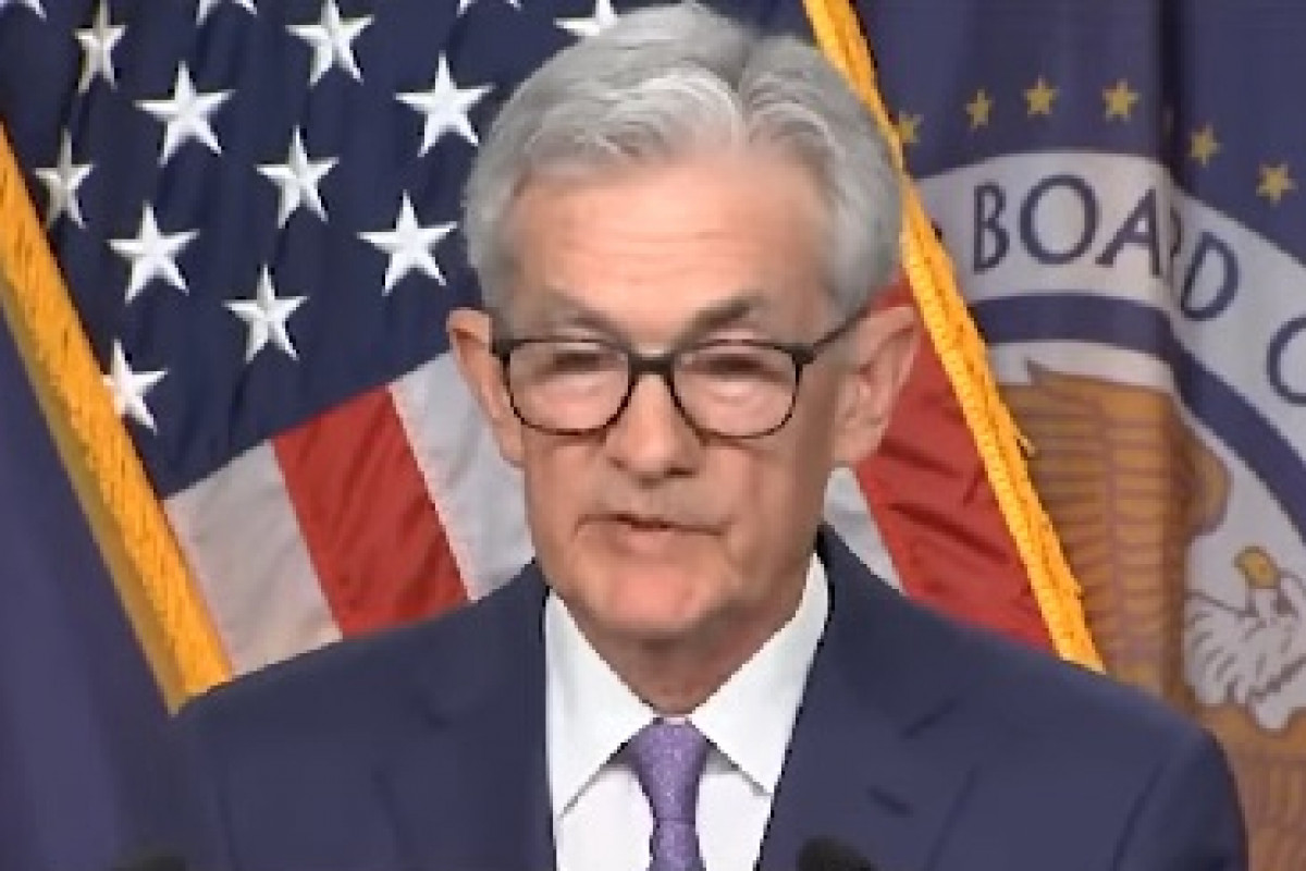 Trump vs. Fed: Boj o moc nad penězi Ameriky Trump vs. Fed: Boj o moc nad penězi Ameriky
