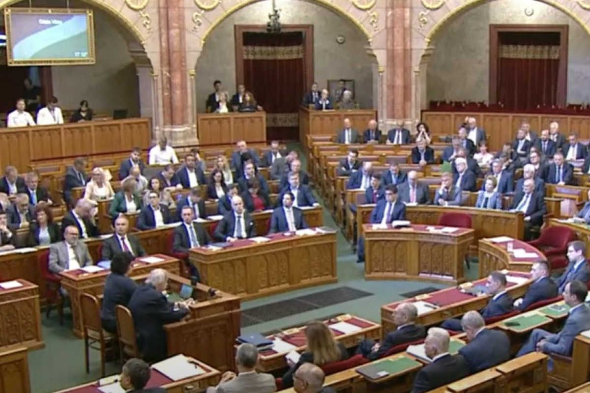 Maďarský parlament neratifikuje dohodu o vstupu Švédska do NATO