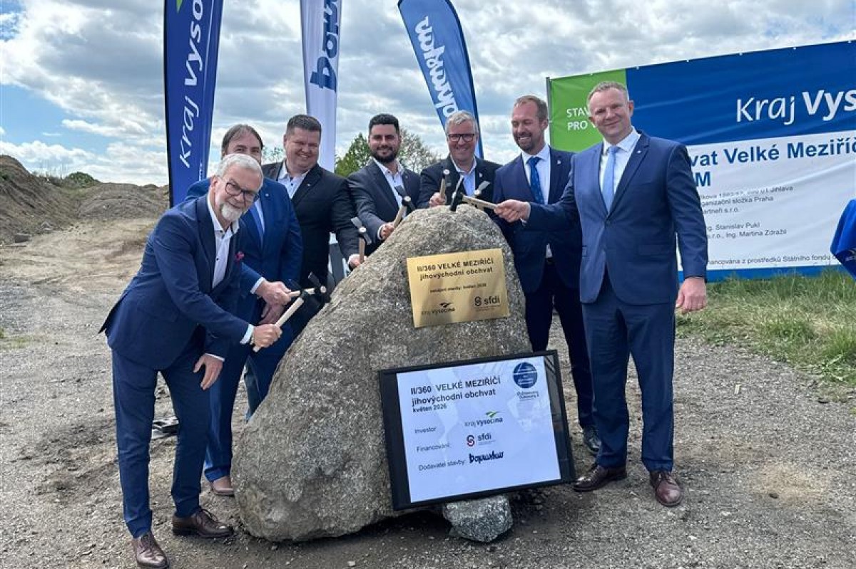 Obchvat Velkého Meziříčí postaví Kraj Vysočina za 388 milionů Obchvat Velkého Meziříčí postaví Kraj Vysočina za 388 milionů