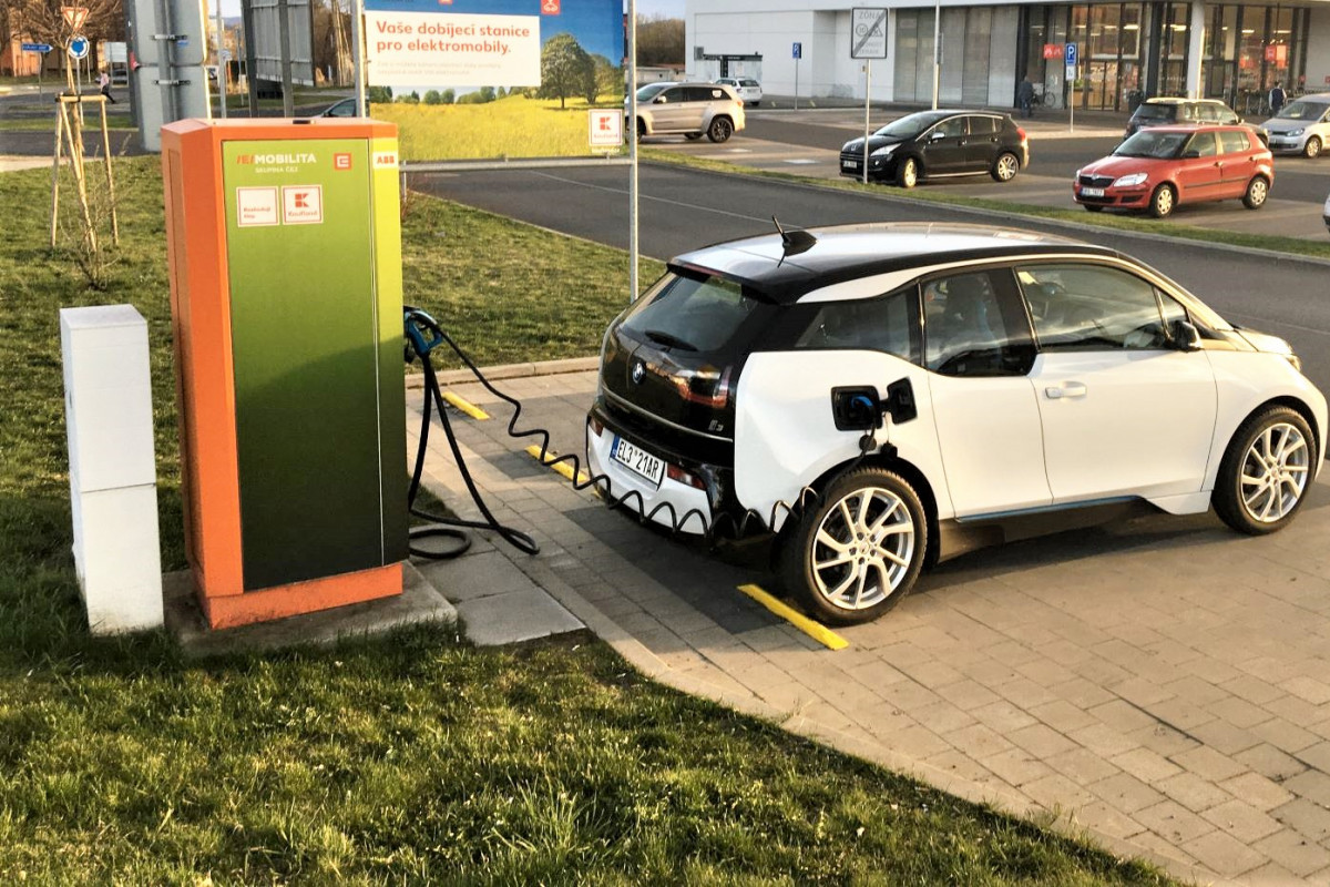 Elektromobilita v Karlovarském a Plzeňském kraji