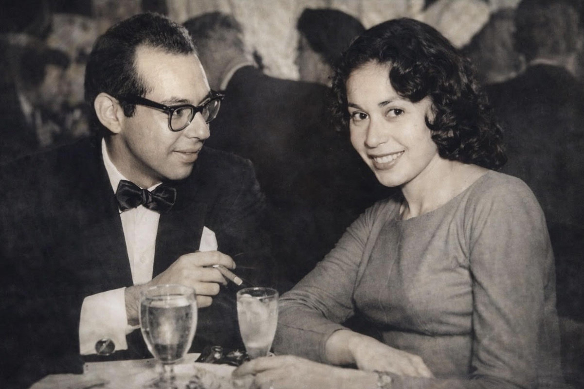 Zvrácená láska. Advokát znetvořil ženu a ona si ho vzala Zvrácená láska. Advokát znetvořil ženu a ona si ho vzala