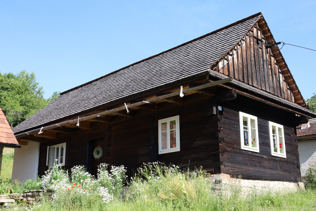 Chalupa Hajan v Lužné získala titul Lidová stavba roku 2025 Chalupa Hajan v Lužné získala titul Lidová stavba roku 2025