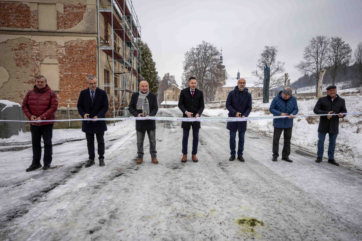 Olomoucký kraj: Do seznamu opravených krajských silnic přibyl nový úsek