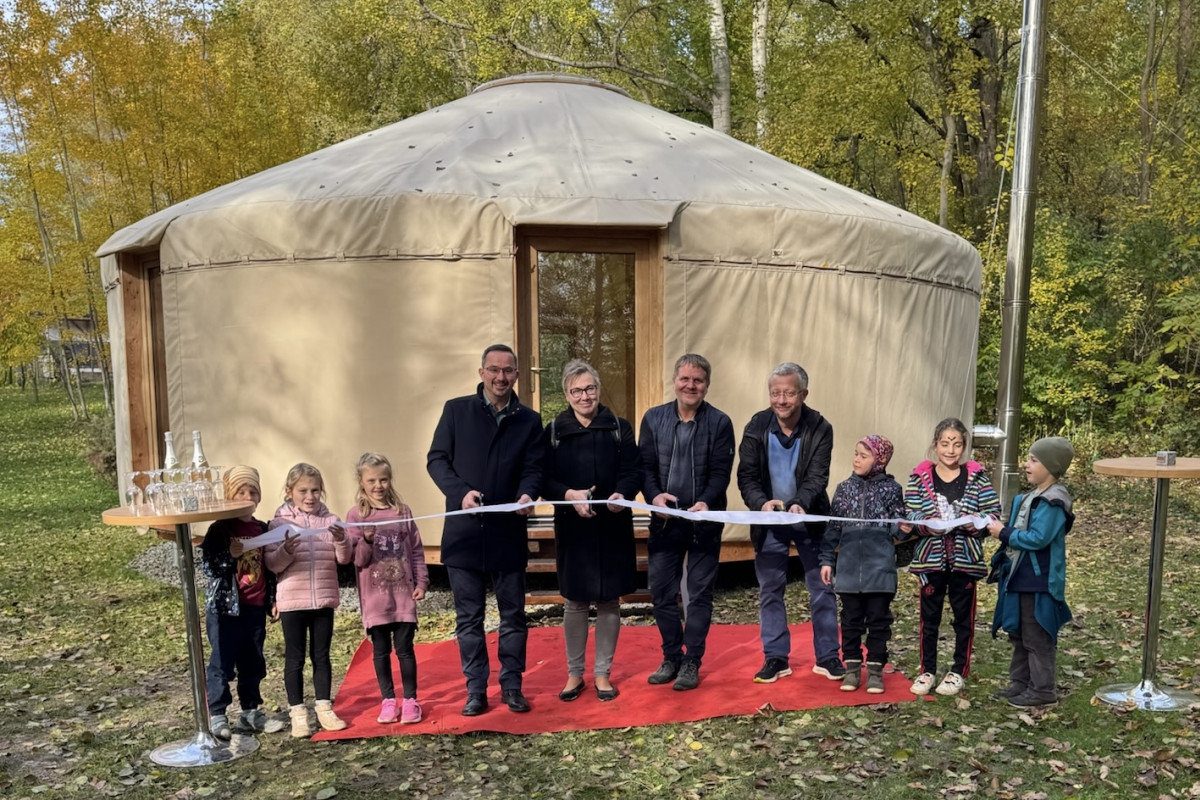 Nová jurta v Bosonohách propojí školu s přírodou i tvořivostí dětí