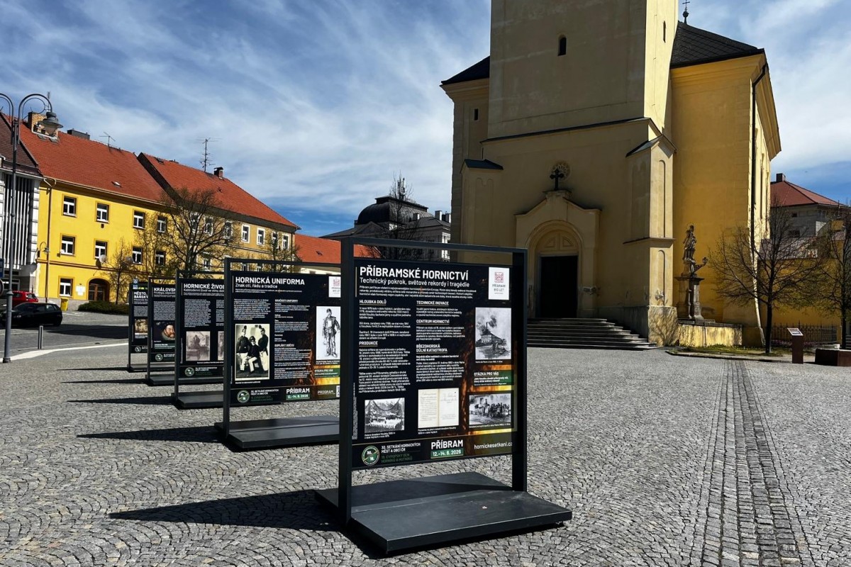 V Příbrami byla zahájena venkovní výstava věnovaná hornictví