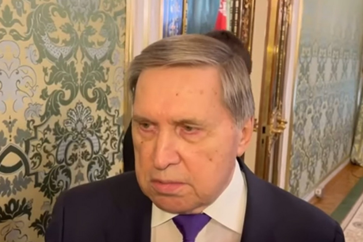 Pokud se Zelenskij chce setkat s Putinem, ať přijede do Moskvy