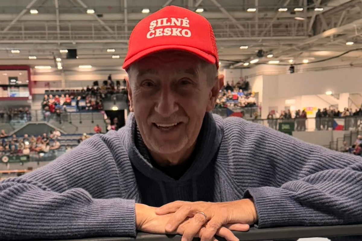 Armádní sledování opozice je realita, ne cvičení, varuje Babiš