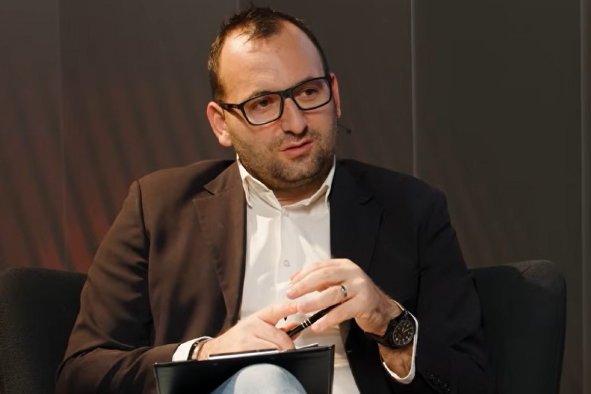 Česko balancuje na hraně. Kulidakis o permanentní povolební kampani Česko balancuje na hraně. Kulidakis o permanentní povolební kampani