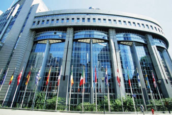 Brusel hlásí další sankce, jenomže EU se neobejde bez toho co má Moskva