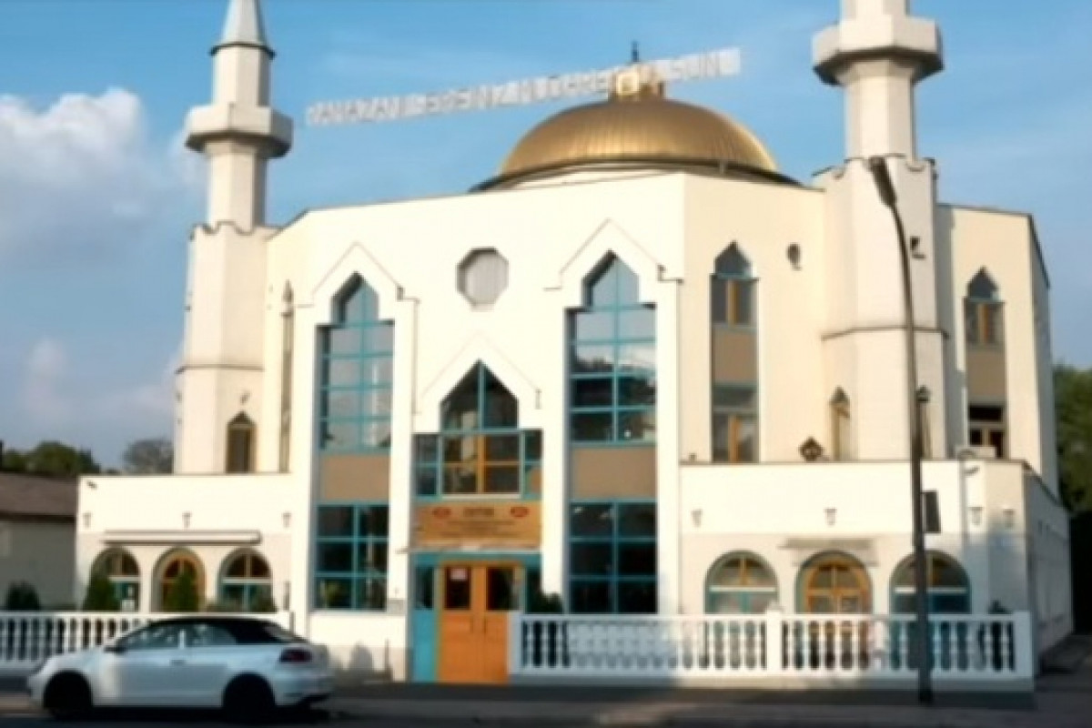 Muezzin v Německu: Konec ticha, nebo začátek konfliktu? Muezzin v Německu: Konec ticha, nebo začátek konfliktu?