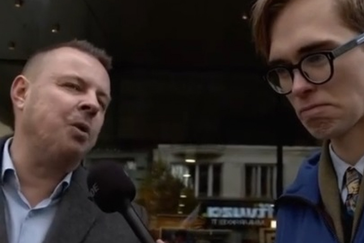 Potkal Rajchla a teď si drbe hlavu šamponem Václava Havla