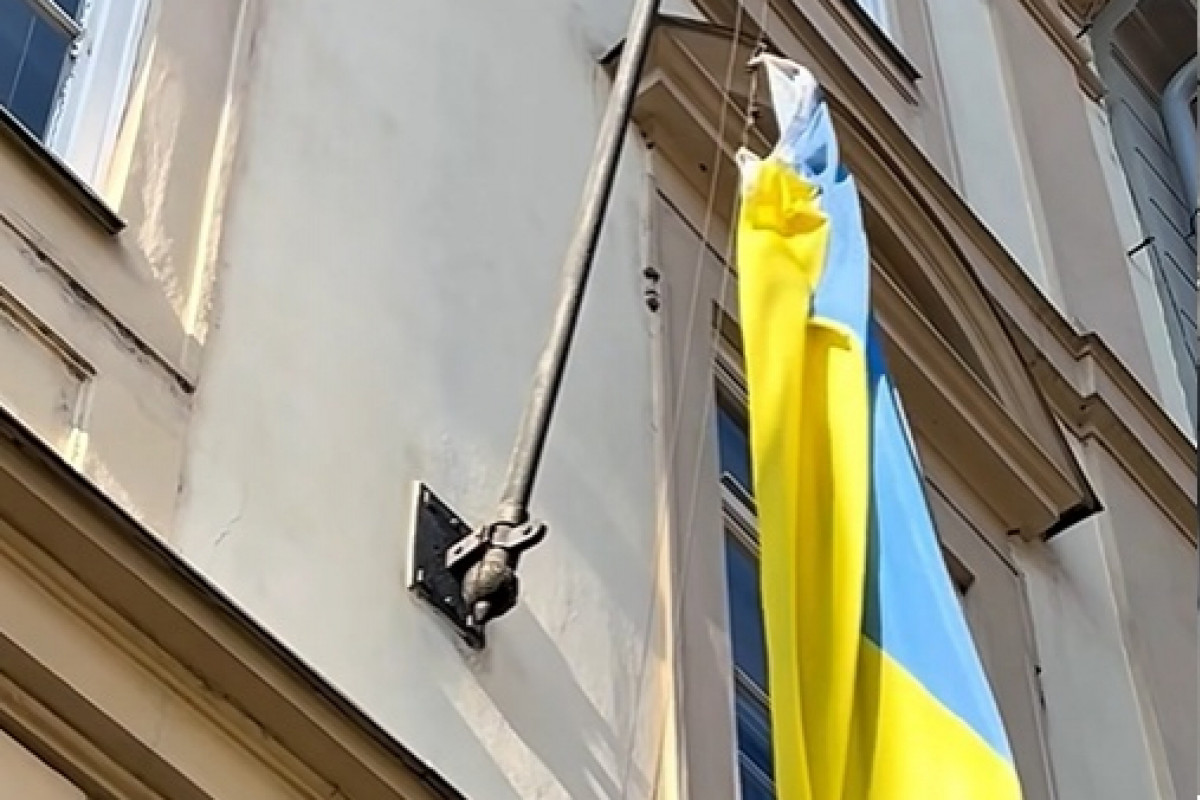 Česko, pro Tebe všecko! Okamura zavelel a ukrajinská vlajka šla dolů Česko, pro Tebe všecko! Okamura zavelel a ukrajinská vlajka šla dolů