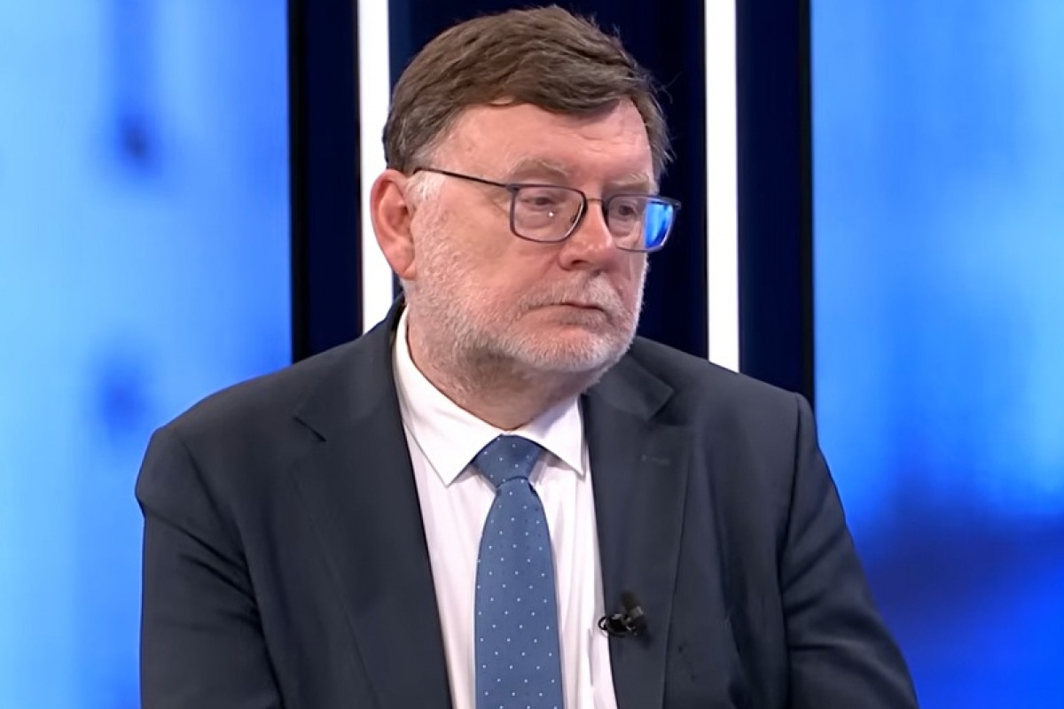 Stanjura si myje ruce, v bitcoinové kauze ukazuje na Blažka
