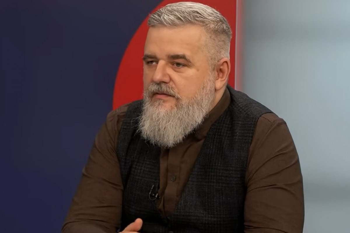 Kdo tahá za nitky volebních průzkumů? Vávra se ostře obul do STEMu