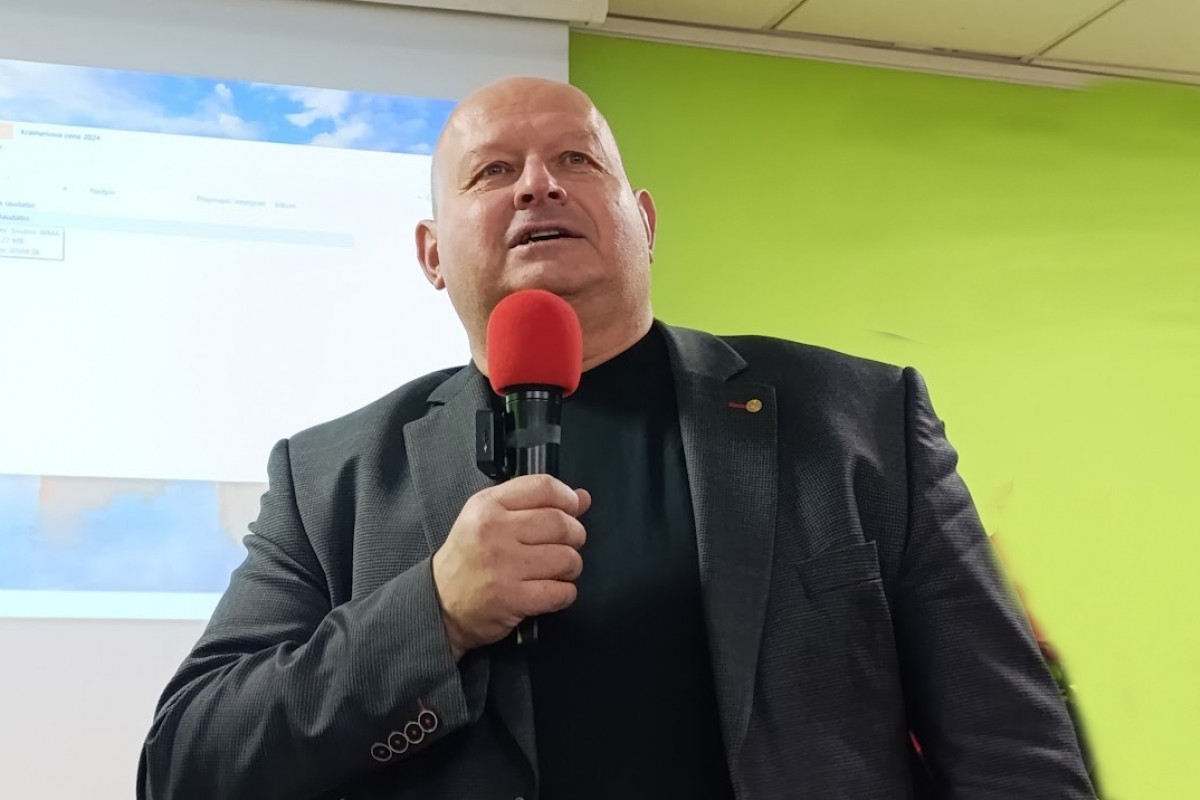 Štefec:  Memento pro všechny válečníky, kteří se chystají táhnout na Rusa