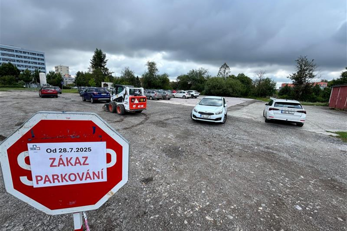 Hejtmanství navýší kapacitu parkovacího domu v areálu Nemocnice Jihlava