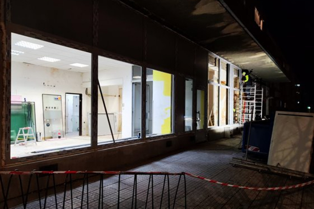 Prodejny na Baťově mají nové výlohy