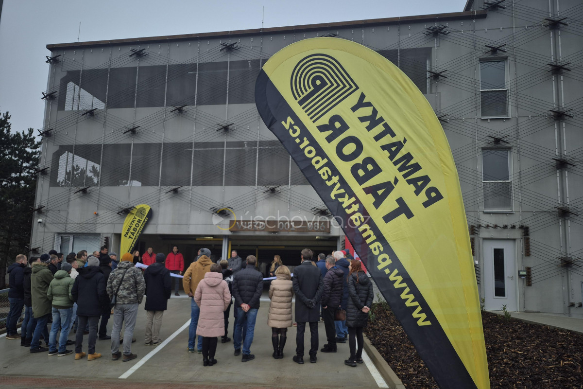 Tábor spouští parkovací dům: Sojčák otevírá brány rezidentům