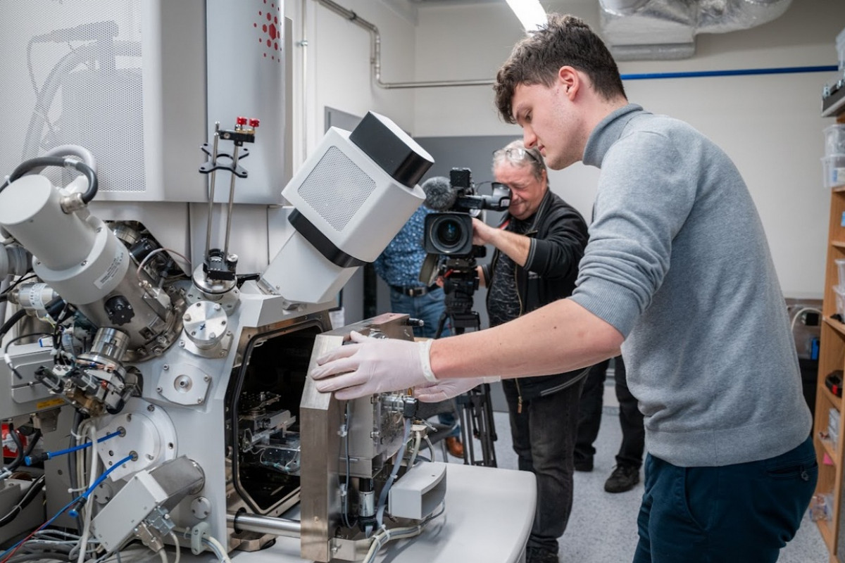 Inženýři z VUT pomáhají budovat centrum elektronové mikroskopie Inženýři z VUT pomáhají budovat centrum elektronové mikroskopie