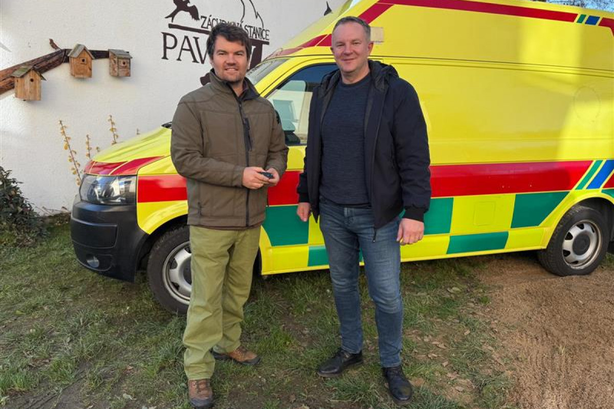 Vysočina daruje vyřazenou sanitku Stanici Pavlov Vysočina daruje vyřazenou sanitku Stanici Pavlov