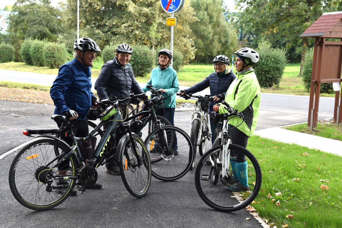 Nový úsek cyklostezky Greenway Jizera ve Svijanech je hotový