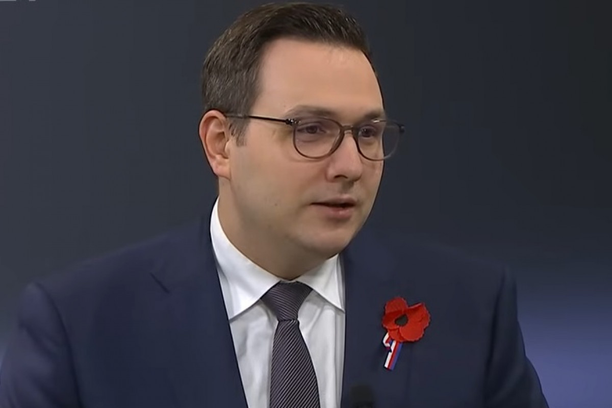 Torpédoval Lipavský americké snahy o mírové řešení?