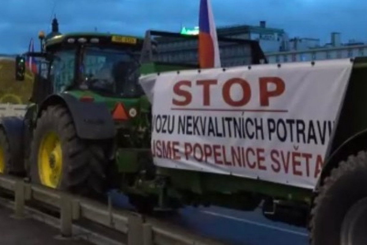 Další protest na spadnutí! Zemědělci obsadí pražská nábřeží
