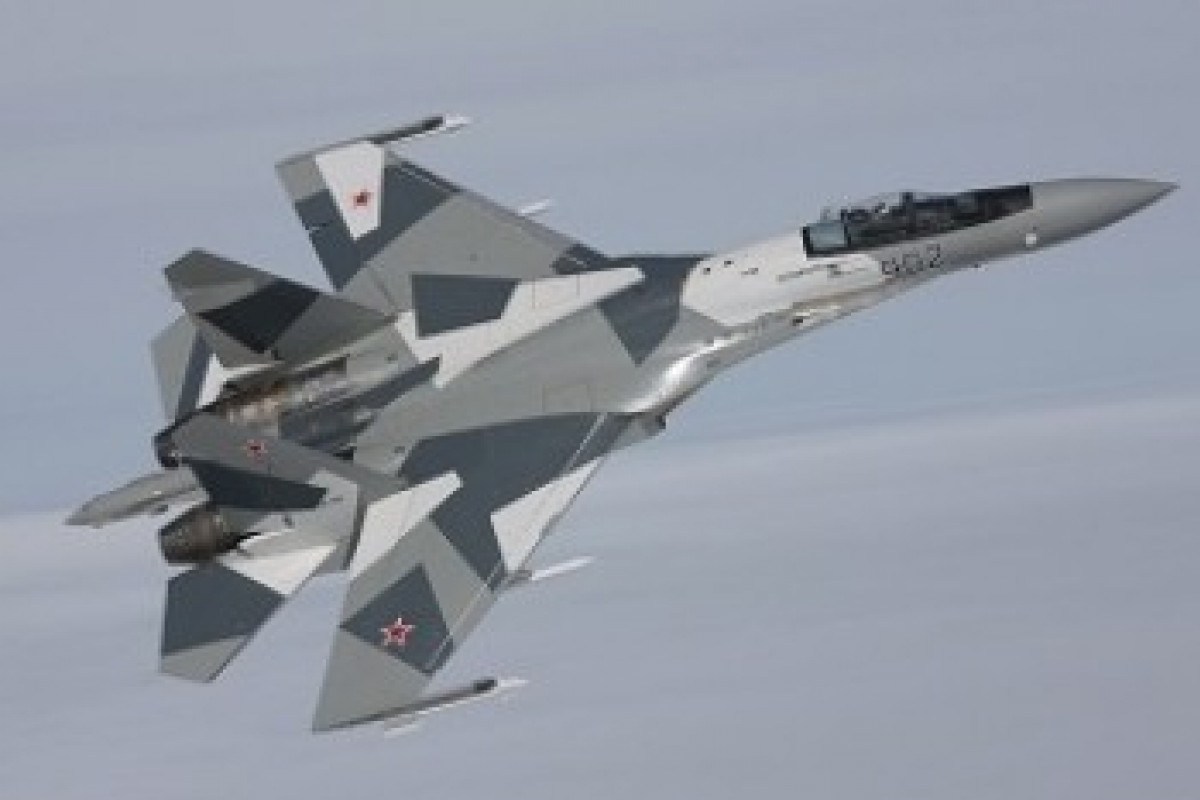 Ruský SU-35 „vyprovodil“ dva americké strategické bombardéry