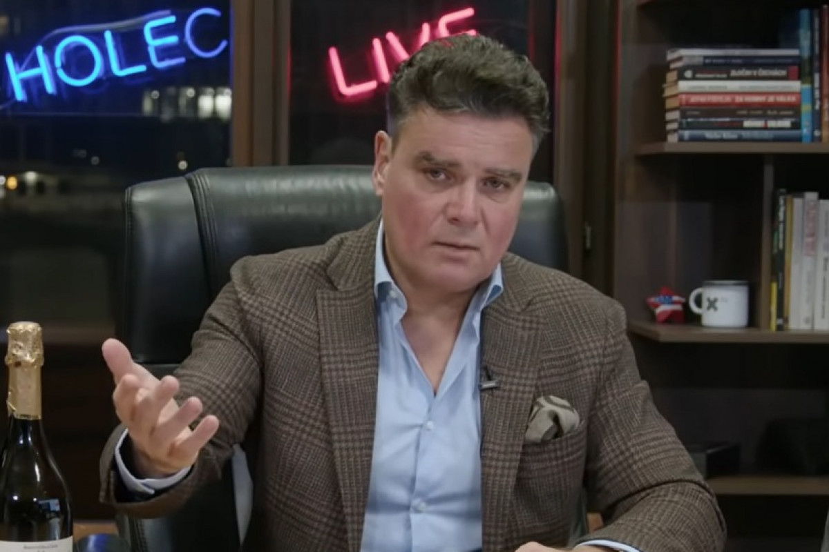 Pavlův plán odhalen. Holec tvrdě popsal hradní hru o moc