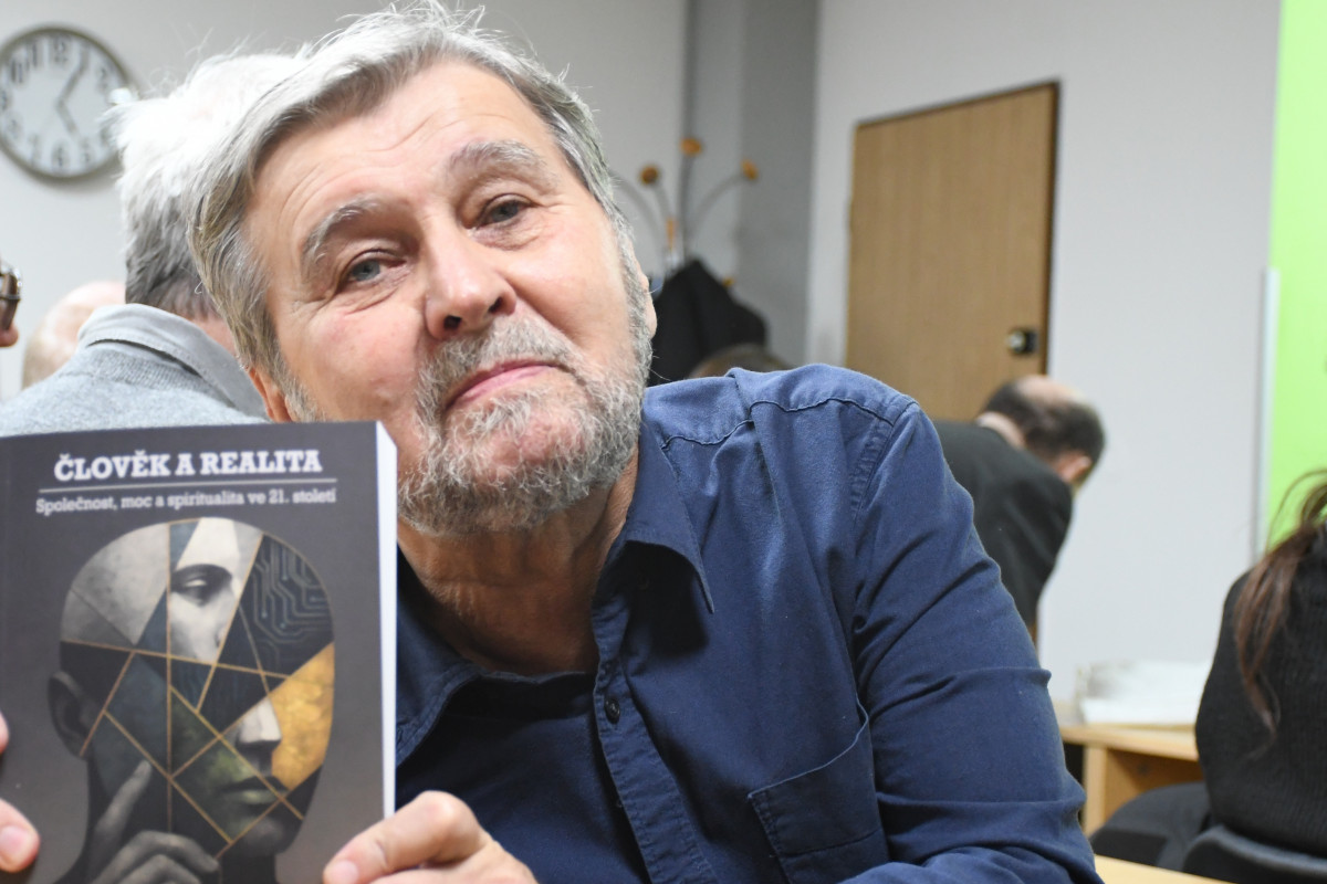 Petr Sak: Gruzínští snipeři na Ukrajině a Kateřina Demetrashvili Petr Sak: Gruzínští snipeři na Ukrajině a Kateřina Demetrashvili