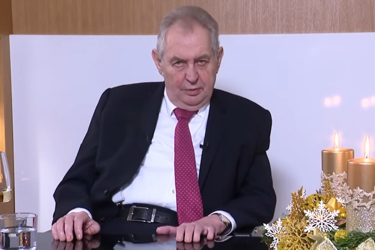 Zeman zhodnotil boj o vládu a vyslal vzkaz svému nástupci