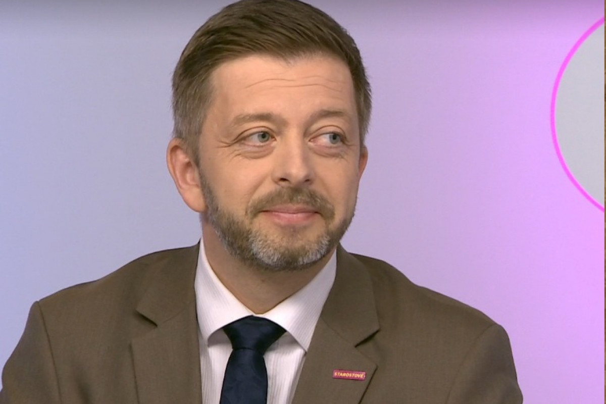 Petice proti Rakušanovi. Lidé ho nechtějí ve vedení sněmovny Petice proti Rakušanovi. Lidé ho nechtějí ve vedení sněmovny