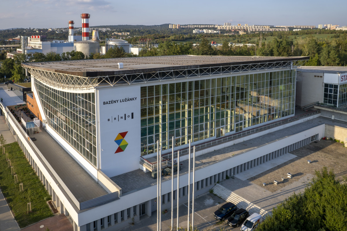 Unikátní skokanská věž v Bazénech Lužánky se otevře veřejnosti Unikátní skokanská věž v Bazénech Lužánky se otevře veřejnosti