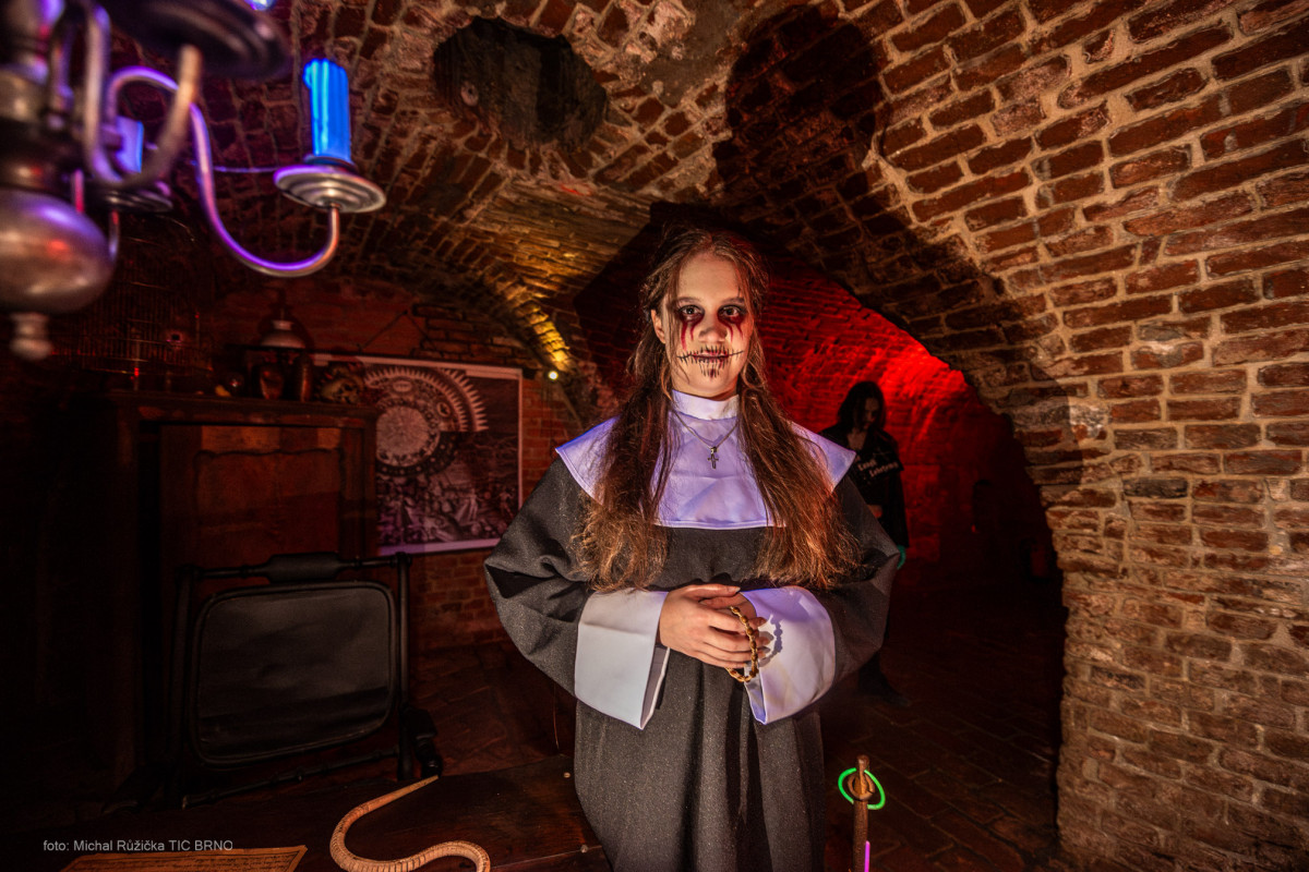 Brněnské podzemí zve na dušičkové prohlídky, strašidelné zážitky,,,