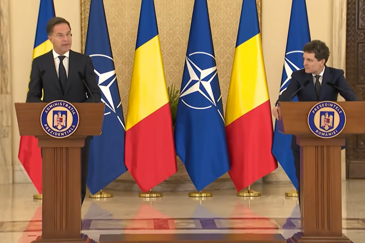 NATO otevírá své druhé největší vojenské centrum v Rumunsku