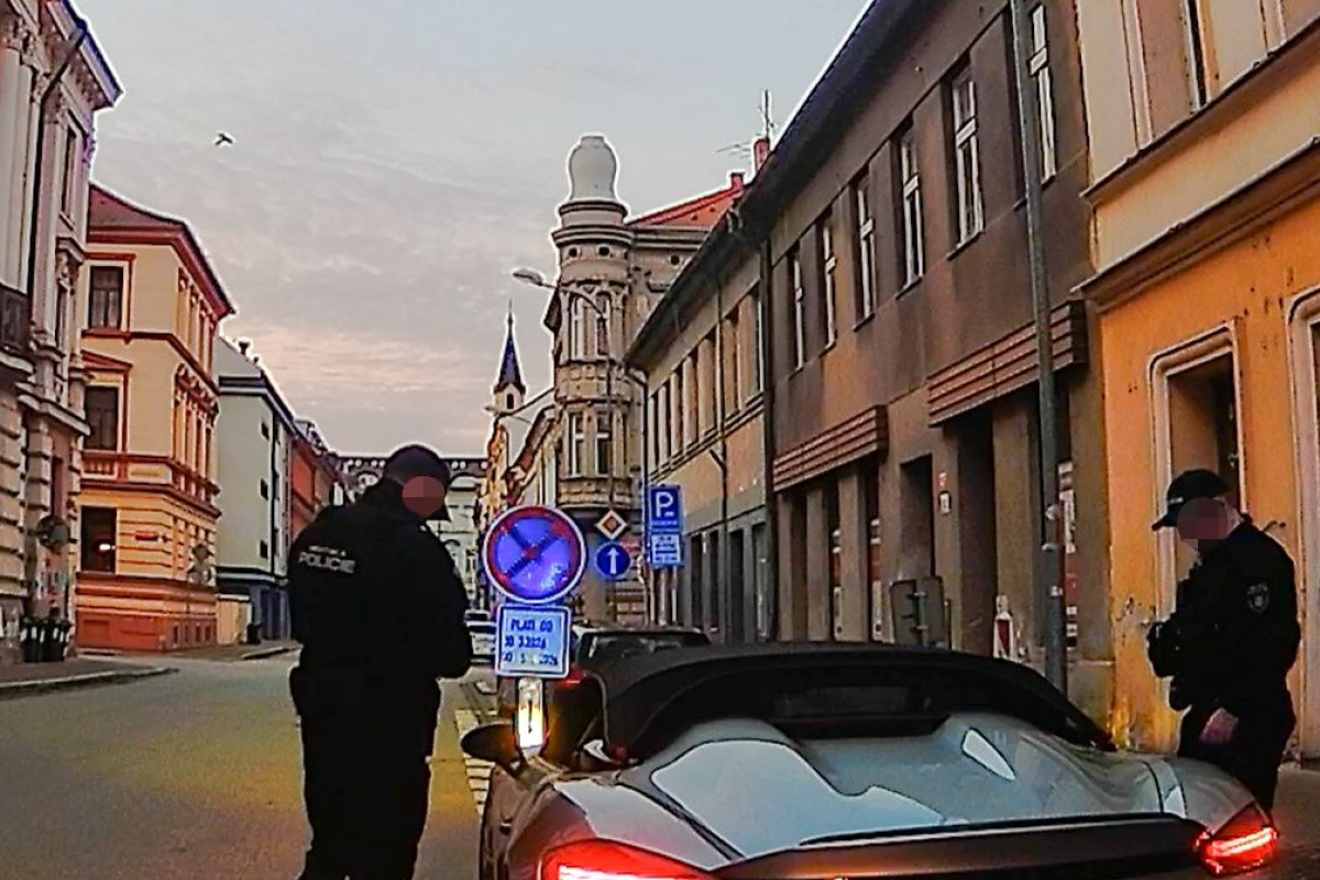 Velikonoce v režii městské policie: Pomlázka, koledy... a taky dost práce