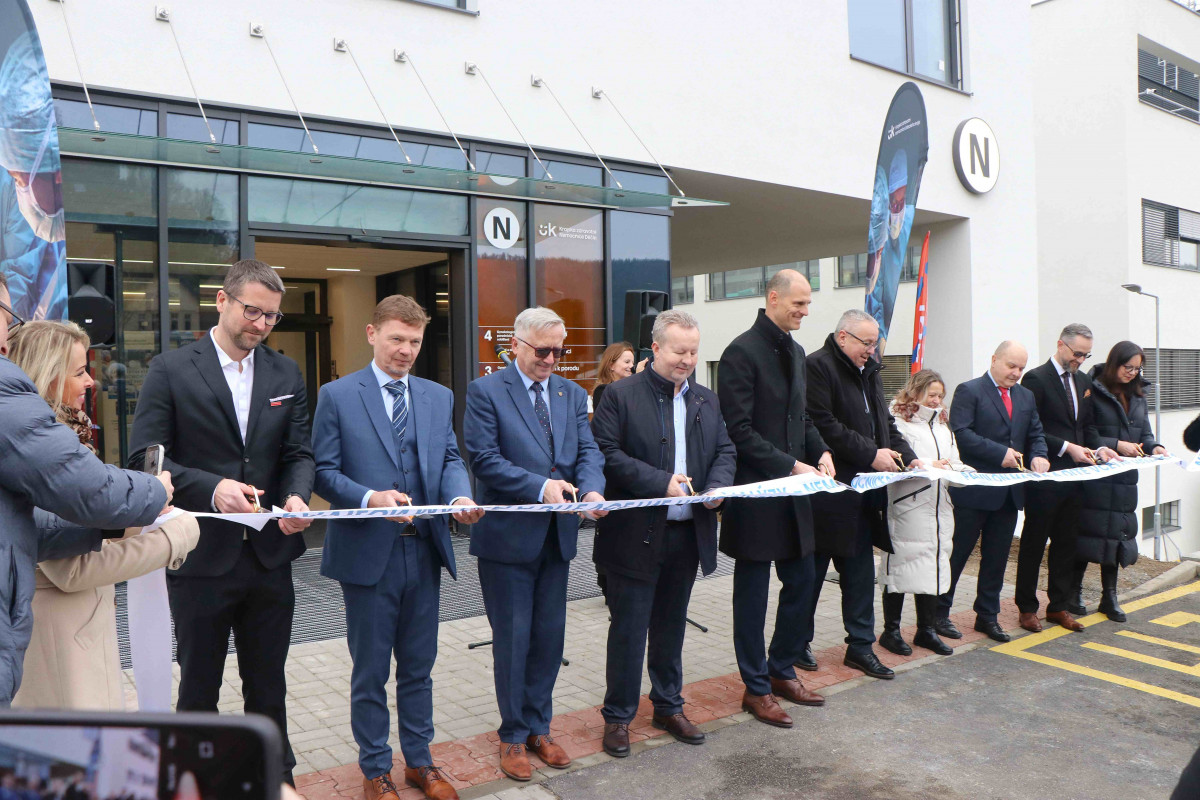 Nemocnice Děčín: Nový pavilon Matka a dítě včetně hemodialýzy