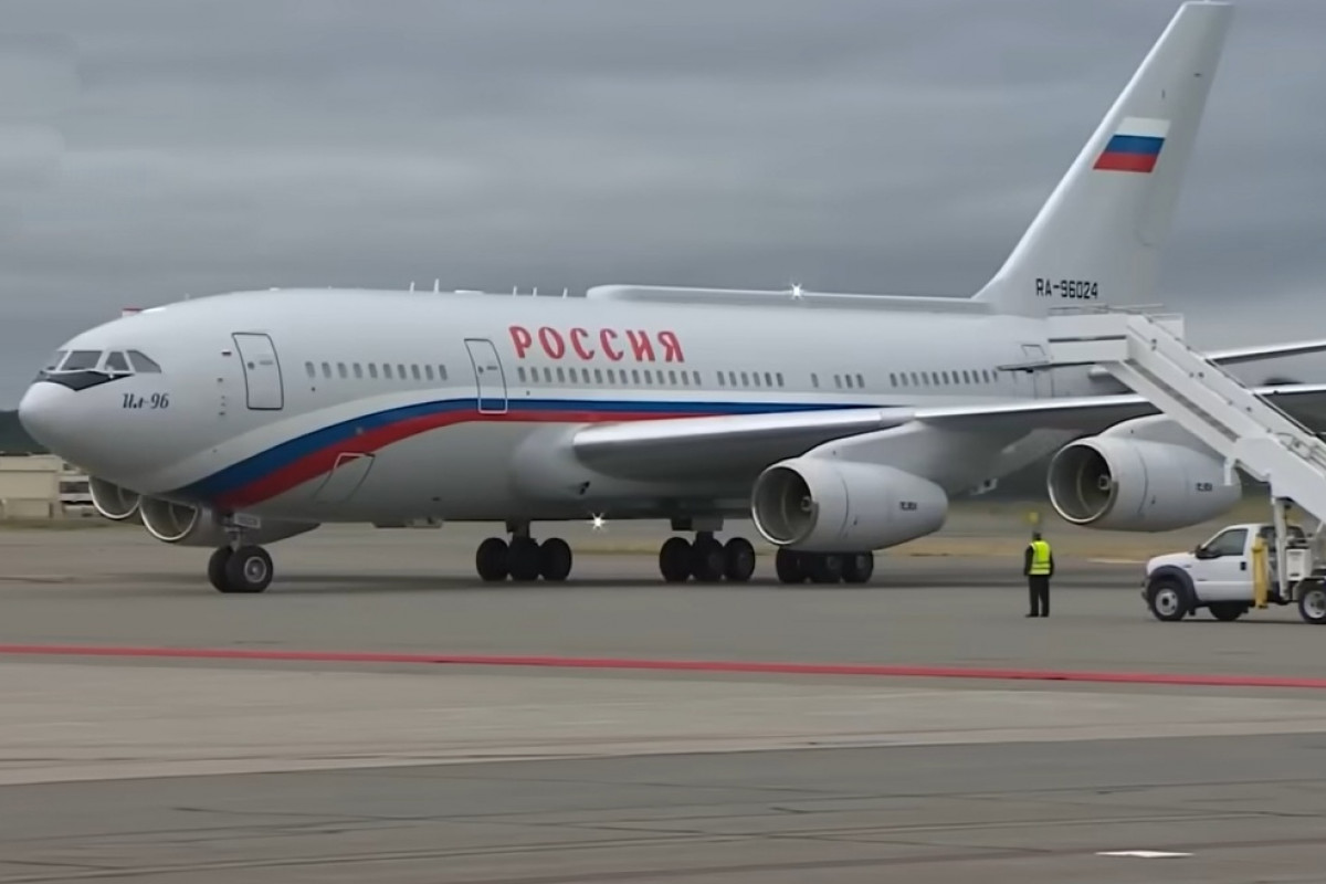 Jakou trasou poletí Putin za Trumpem do Budapešti?